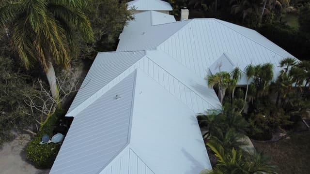 Residential roofing project